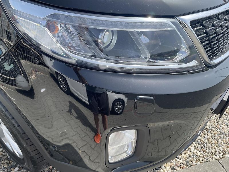 Kia Sorento 2,2 CRDi/145kW 4x4 - Automat - fotka 58 z 64