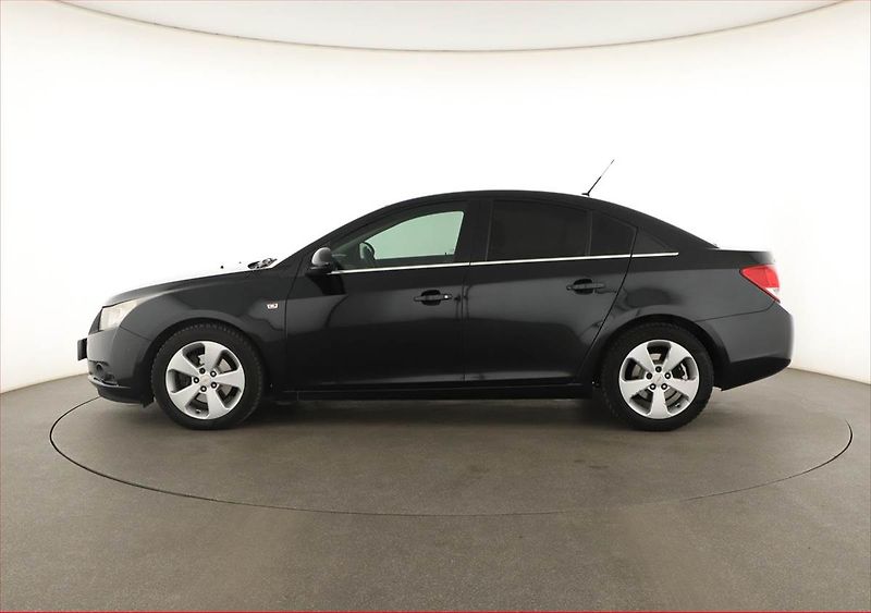 Chevrolet Cruze (2010) 2.0 VCDi, ČR,1.maj, CZ doklady - fotka 3 z 15