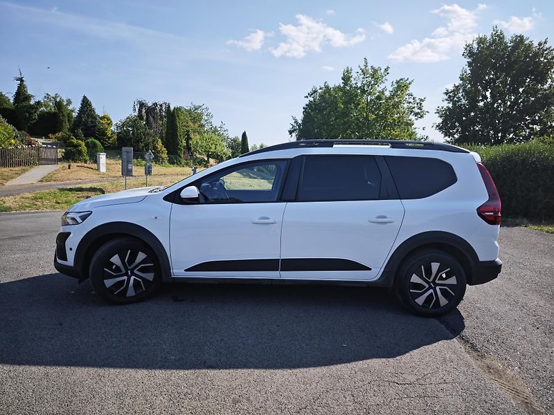 Dacia Jogger (2025) 7míst, LPG, tažné, EasyServis  - fotka 9 z 17
