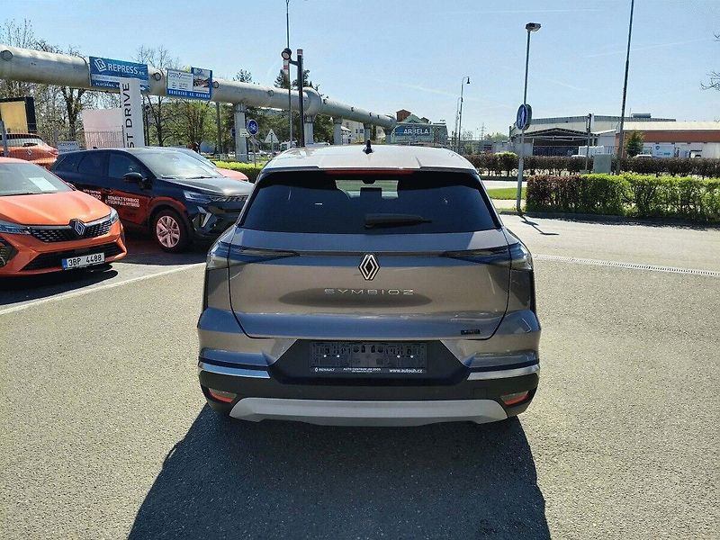 Renault Symbioz (2026) iconic full hybrid E-Tech 160 - fotka 8 z 24
