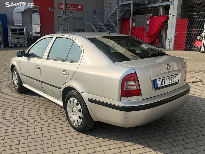 Škoda Octavia (2001) 1.9TDI, 66kw Automat - fotka 3 z 19