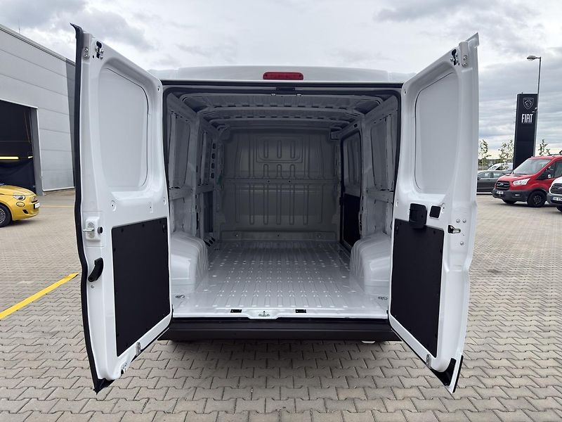 Fiat Ducato (2026) 2.2 MTJ 120k 6MT van L2H1 3.0t - fotka 10 z 18