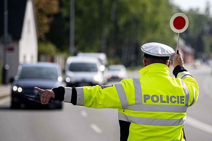 Dopravní policie, kontrola řidičů. Ilustrační foto.