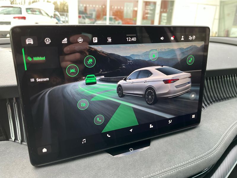 Škoda Superb 2.0TDI 142kW SPORTLINE 4X4 DSG - fotka 17 z 30