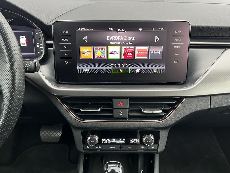 Škoda Kamiq (2021) 1.5TSI 110kW DSG STYLE ČR NOVÉ - fotka 12 z 27