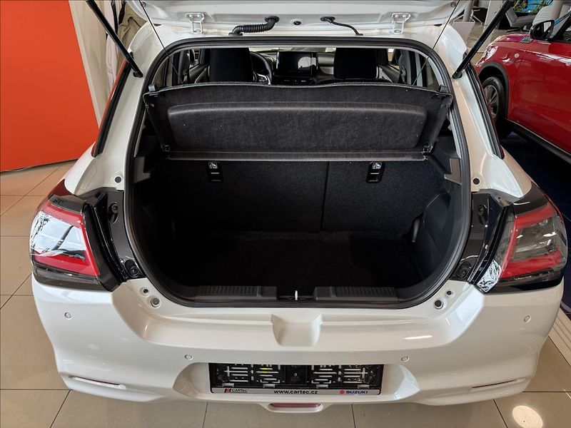 Suzuki Swift (2026) 1,2 Elegance Hybrid - fotka 6 z 6