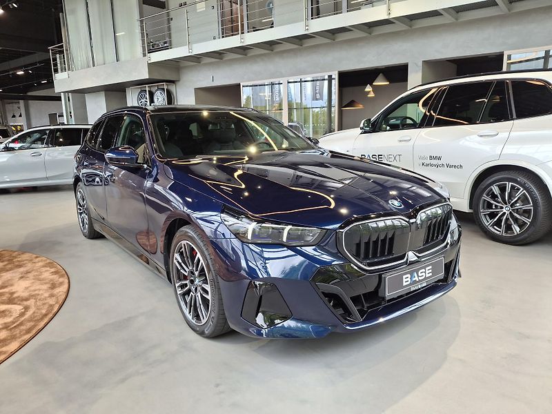BMW Řada 5 550e xDrive Touring M-Sport  - fotografie inzerátu