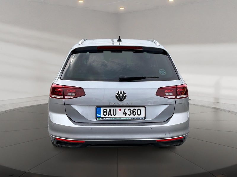 Volkswagen Passat (2021) BUSINESS 2.0TDI 110kW DSG CZ - fotka 5 z 11