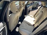 Volvo V60 2,4 D - náhled 14