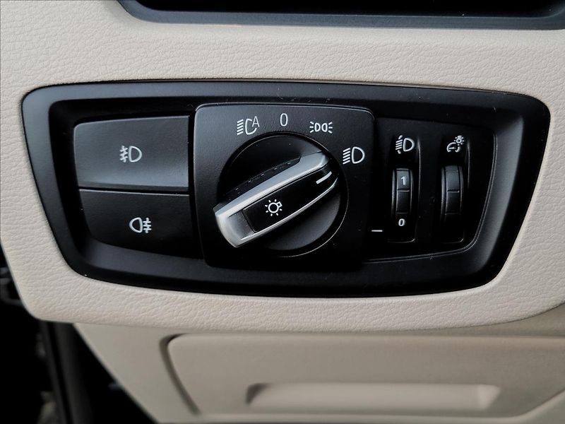 BMW X1 PHEV zálohováno - fotka 37 z 50