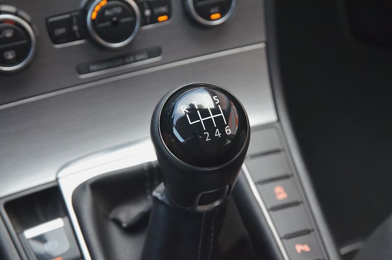 Volkswagen Passat (2014) 2.0 TDi 103kW Bi-XENON / TAŽNÉ - fotka 32 z 39