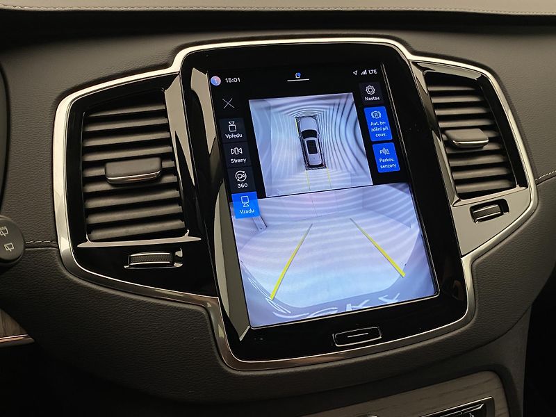 Volvo XC90 T8 AWD RECHARGE PLUS DARK CZ - fotka 66 z 73