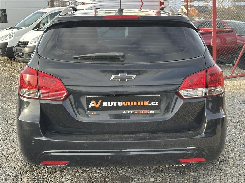 Chevrolet Cruze 1,7 6KVALT DIGIKLIMA +SADA ALU - fotka 6 z 21