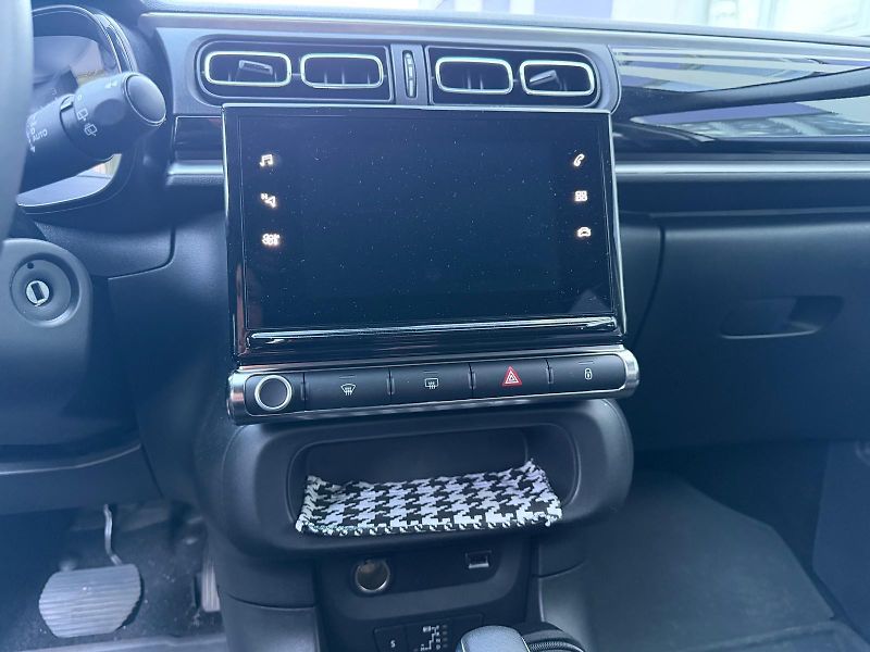 Citroën C3 1,2 PureTech automat /1.maj. / - fotka 19 z 22