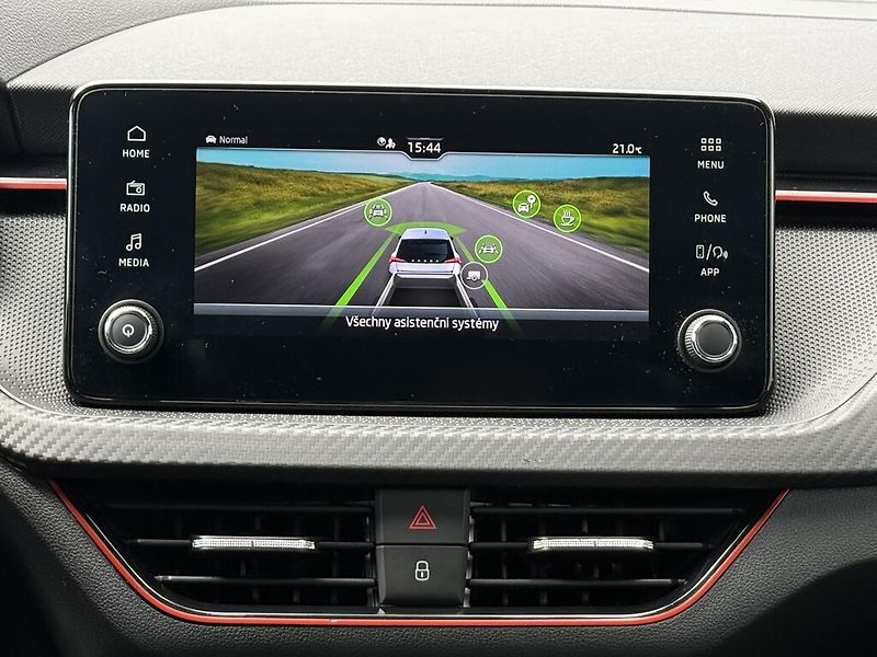 Škoda Scala DSG 1,5 TSi 110 kW Monte Carlo - fotka 13 z 24