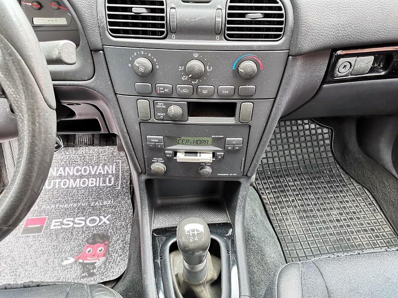 Volvo S40 (2001) 1.8i 90kw Nové v ČR 1.majitel! - fotka 13 z 24