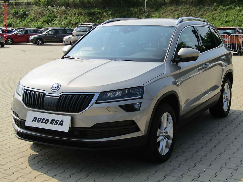 Škoda Karoq (2018) 2.0TDi 4x4, ČR, DSG, navi - fotka 3 z 16