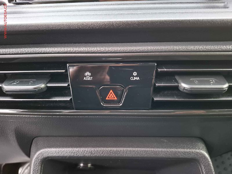 Volkswagen Caddy (2022) 2.0TDi MRAZÍCÍ, 2.maj,ČR - fotka 16 z 24