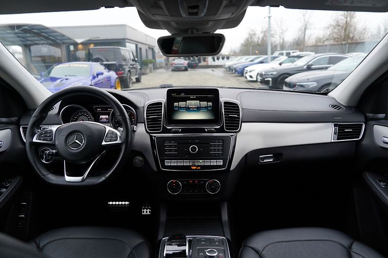 Mercedes-Benz GLE GLE43 AMG 4Matic/9AT/370PS/DPH - fotka 26 z 45