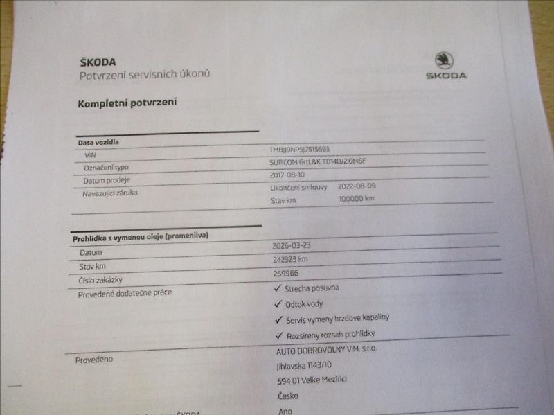 Škoda Superb 2,0 TDi,L&K,PANORAMA,DPH,CZ, - fotka 50 z 50
