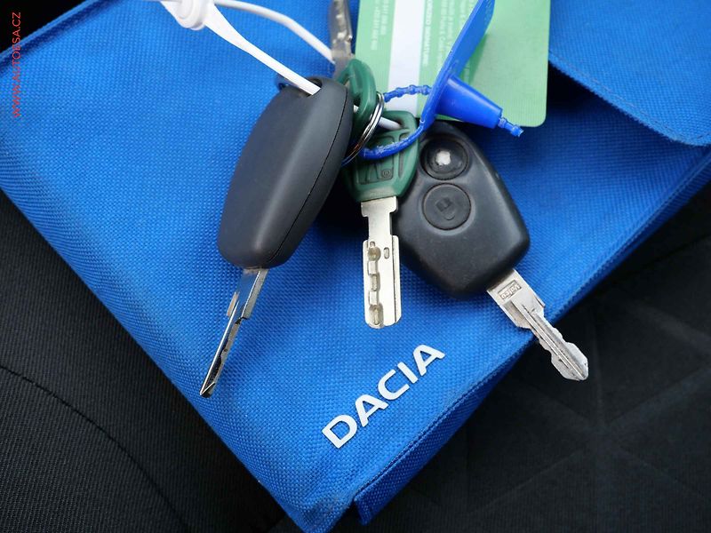Dacia Duster (2014) 1.2 TCe, ČR, AC, TZ, navi - fotka 18 z 18