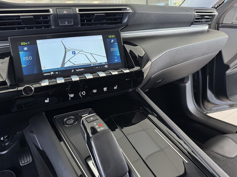Peugeot 508 Hybrid 225*AT8*Allure*Webasto - fotka 18 z 34