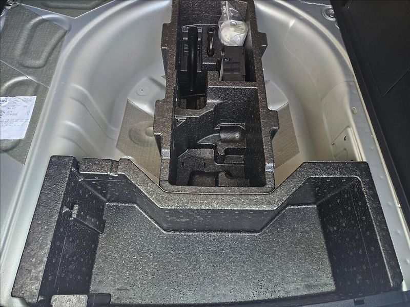 Škoda Fabia III 1,0 TSi 70KW Drive - fotka 30 z 44