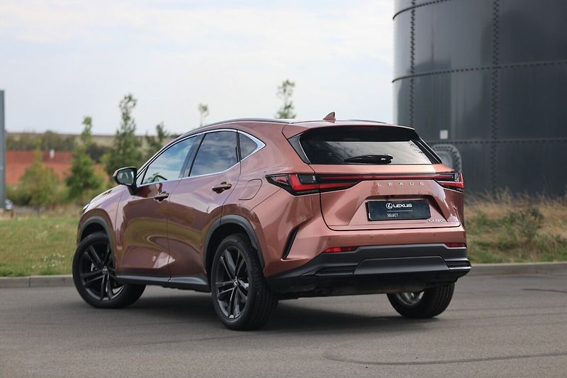 Lexus NX 350h 350H 2,5 HEV PRESTIGE - fotka 4 z 26