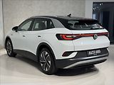Volkswagen ID.4 125kW Pure LED PDC ACC - náhled 11