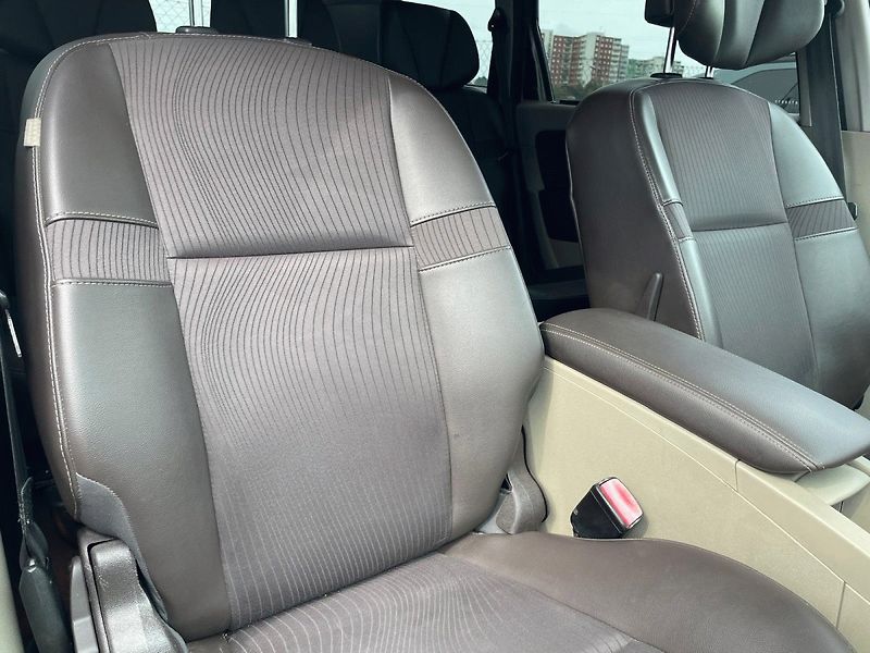 Renault Grand Scénic (2010) 1.5 dCi,78kW,ČR,AC - fotka 28 z 32