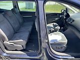 Volkswagen Sharan 2,0 TDi 135kw DSG 7míst Highli - náhled 28