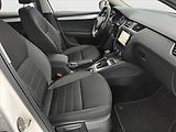 Škoda Octavia (2017) 2.0 TDI, Automat, Navi - náhled 9