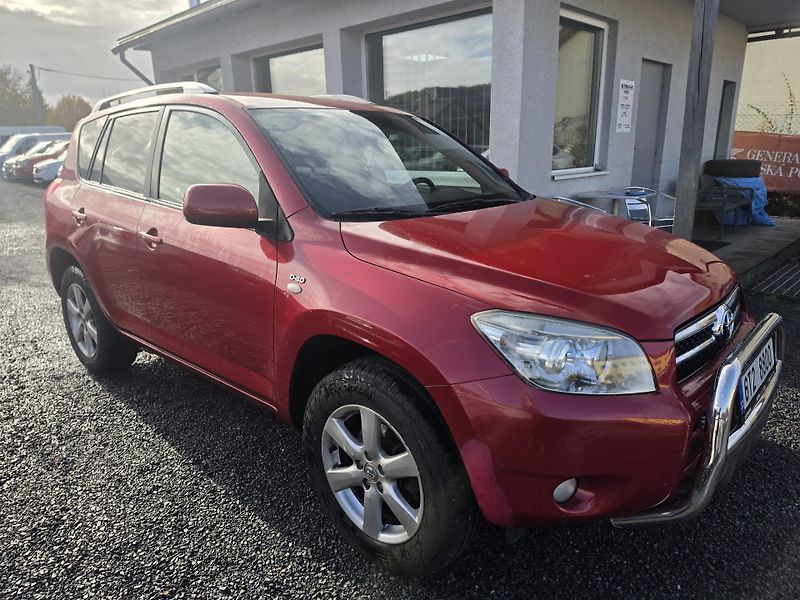 Toyota RAV4 2.2D 100KW 4x4 cz - fotka 1 z 16