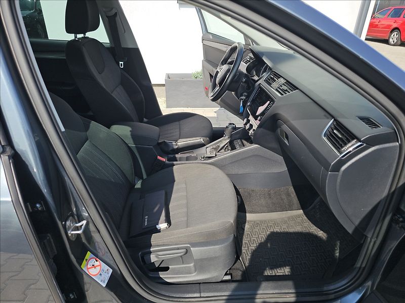 Škoda Octavia III 1,4TSi 110KW DSG Style - fotka 34 z 45