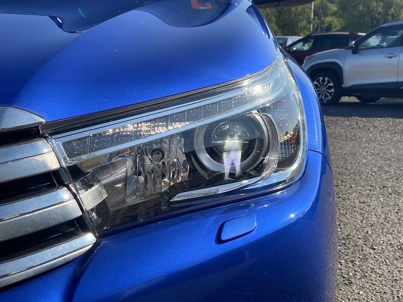 Toyota Hilux 2.4D, ČR, Executive, DPH - fotka 8 z 18