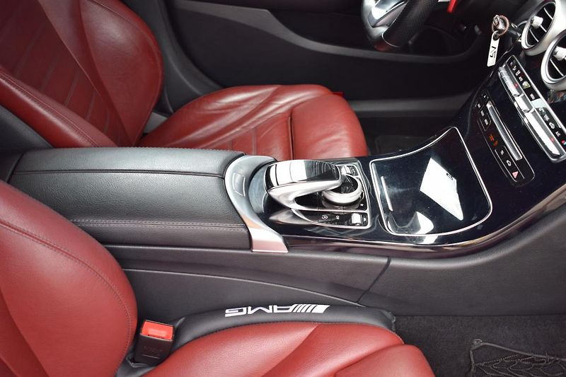 Mercedes-Benz Třídy C (2014) C220d/AMG paket/Sound motoru - fotka 21 z 26