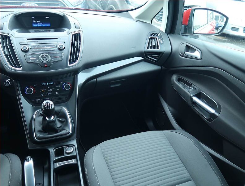 Ford Grand C-MAX (2017) 1.0 EcoBoost, Serv.kniha - fotka 8 z 16