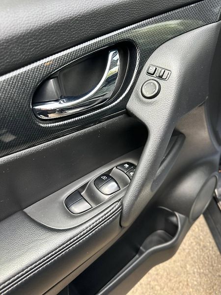 Nissan X-Trail (2014) 1.6 AT 2014 TEKNA 360 7 MIST - fotka 10 z 30