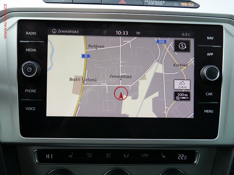 Volkswagen Passat (2017) 1.4 TSi, Comfortline, navi - fotka 13 z 19