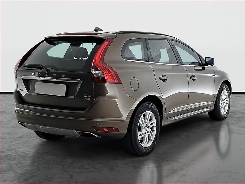 Volvo XC60 (2016) D4, 4X4, Automat, Serv.kniha - fotka 5 z 24