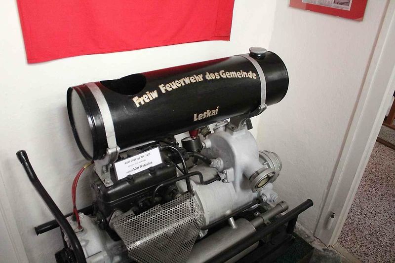Hasičské muzeum v Krupce, má nádhernou expozici, kterou zdobí jedna z největších kolekcí motorových čerpadel - stříkaček značky Flader. Expozice se chystá na oslavu desátých narozenin.