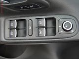 Volkswagen Golf (2008) 2.0TDi, Highline - náhled 11