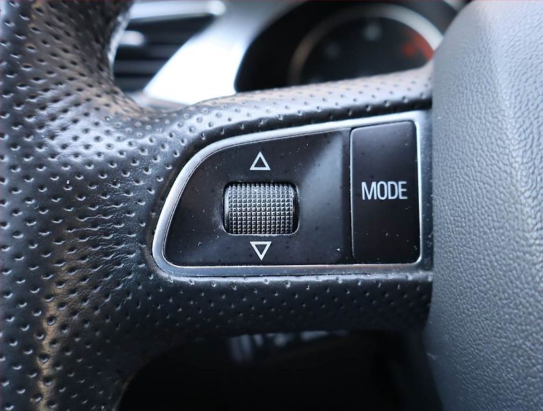 Audi A5 (2011) 3.0 TDI, 4X4, Serv.kniha - fotka 17 z 22