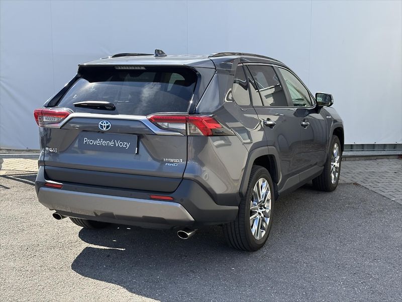 Toyota RAV4 2,5 Executive, 4x4, Hybrid - fotka 4 z 22
