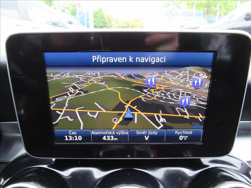 Mercedes-Benz Třídy C 1,6 d C200 BlueTEC - fotka 16 z 36