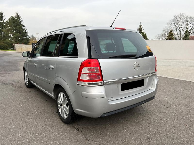 Opel Zafira 1.7 CDTi 92kW - fotka 6 z 15
