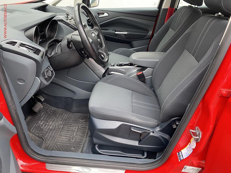 Ford C-MAX (2013) 2.0 TDCi, AT, xenon, autoAC - fotka 9 z 19