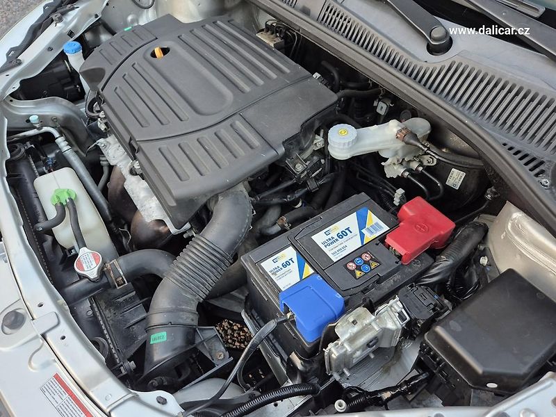 Suzuki SX4 (2013) 1.6VVT 88KW CITY + - fotka 19 z 53