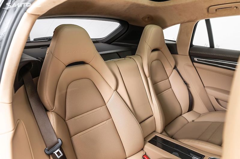 Porsche Panamera Turbo S E-Hybrid*CZ*záruka - fotka 14 z 41