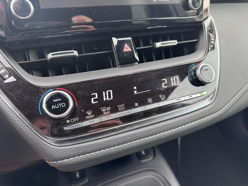 Toyota Corolla (2019) 1,2i 85KW TURBO SPOJKA 2. MAJ - fotka 32 z 50